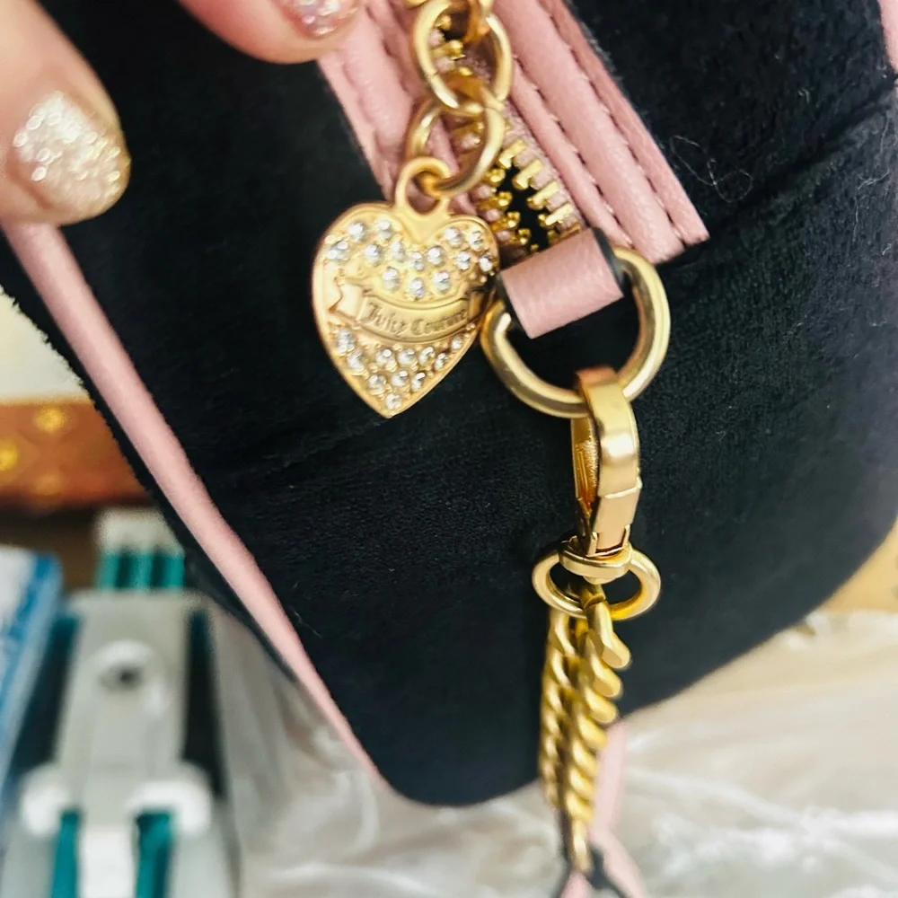 Juicy Couture this stylish